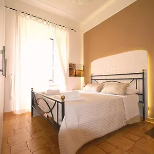Luxury White House Appartamento