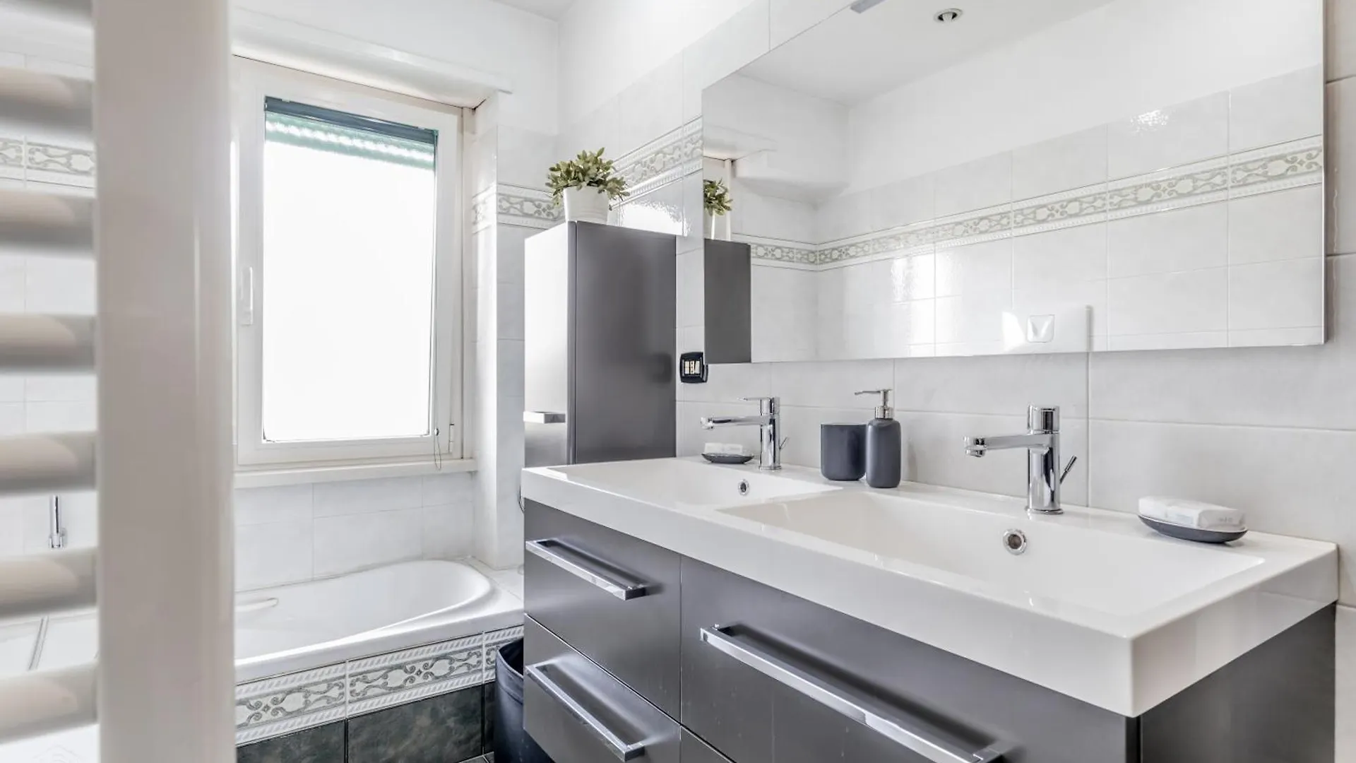 Herons Bright Apartment Close Metro Station Rome 0*,  Italy